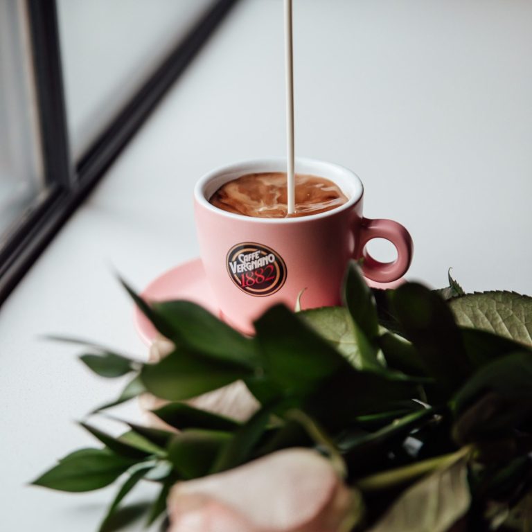 women-coffee-paris.jpg Café solidaire Women in Coffee par Caffè Vergnano distribué par Bacio.